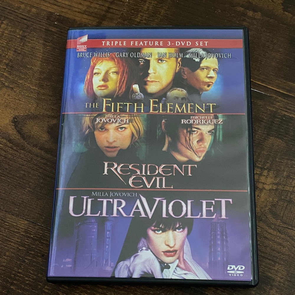 Triple Feature DVD Set: The Fifth Element, Resident Evil, Ultraviolet